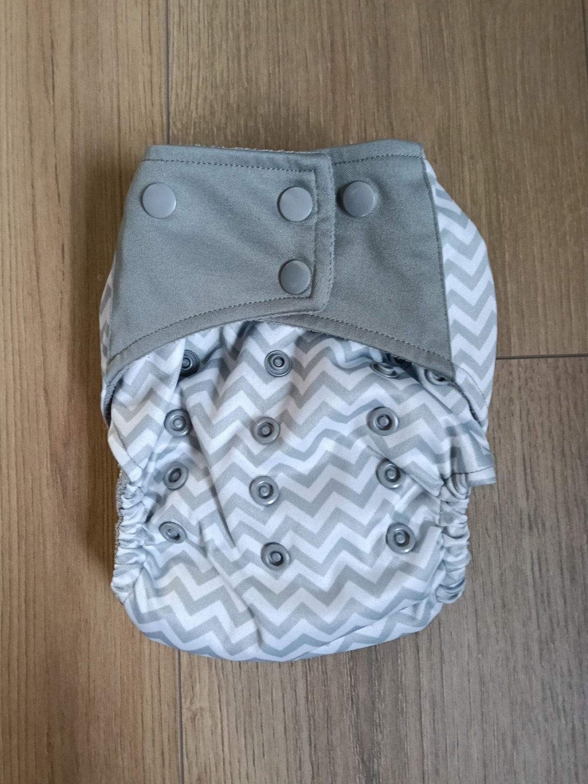 A.I.O. Wasbare Luier (5-13 kg) - Zo goed als nieuw, Ophalen of Verzenden, Zo goed als nieuw