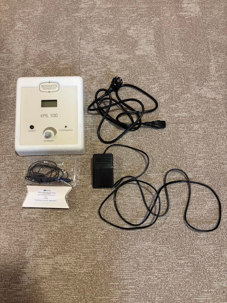Silhouette Dermalift EPIL 100 Epilator met accessoires, Ophalen, Zo goed als nieuw, Overige typen