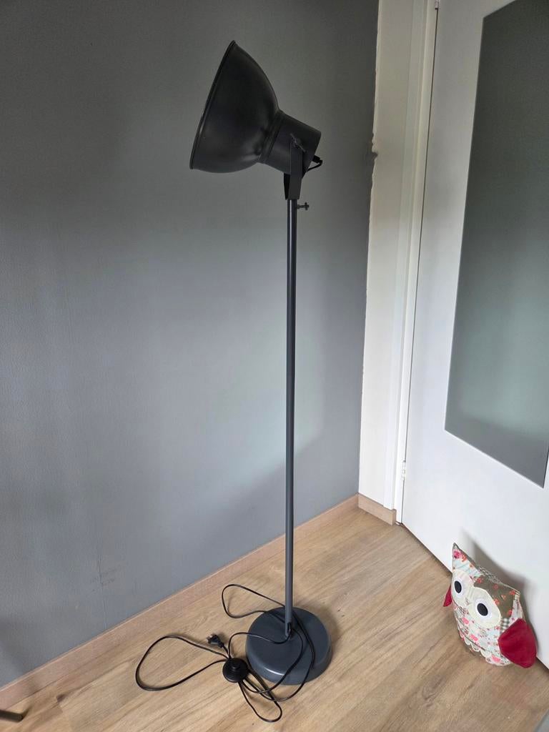 Hektar lamp, Ophalen, Zo goed als nieuw, 150 tot 200 cm