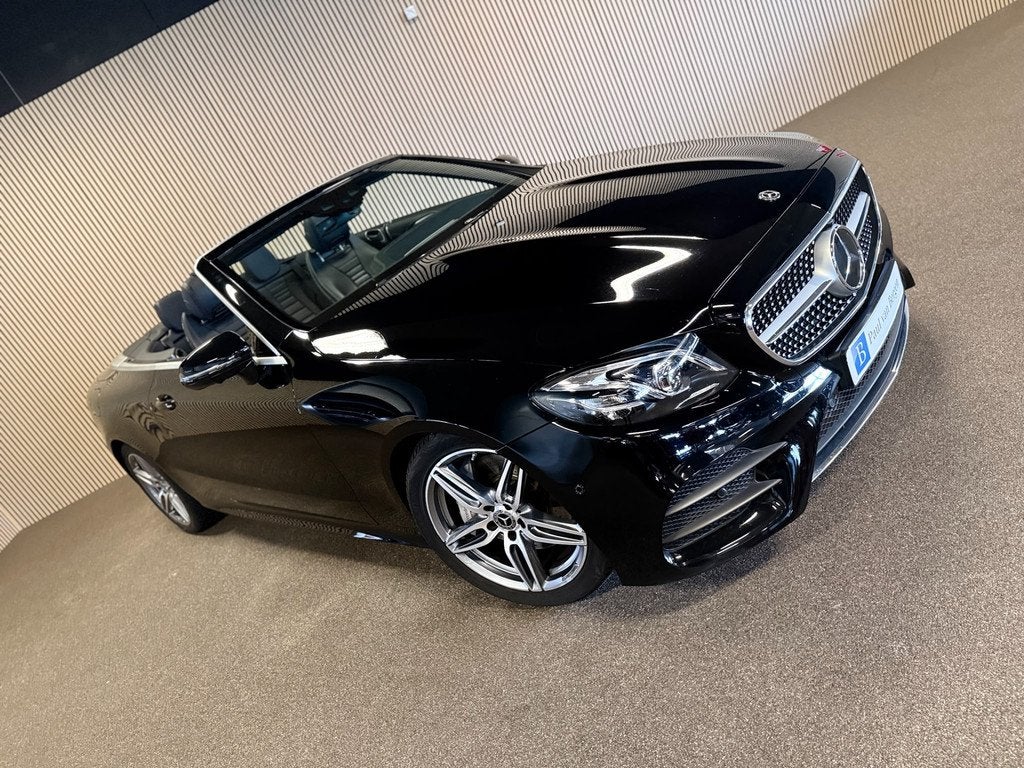 Mercedes-Benz E-Klasse Cabrio 300 AMG STYLING-AIRSCARF-MEMOR, Auto's, 12 maanden, Achterwielaandrijving, 4 stoelen, Zwart