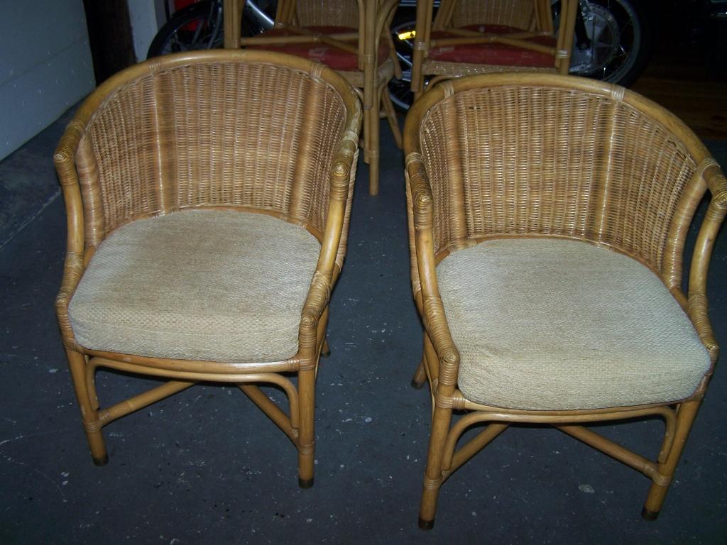 stoelen , rieten stoelen , stoelen met kussens ,tafeltje, Ophalen, Gebruikt, Bruin, Vijf, Zes of meer stoelen