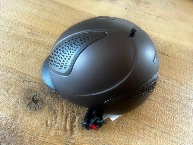 te koop: Uvex cap bruin, Ophalen of Verzenden, Nieuw, Dressuur