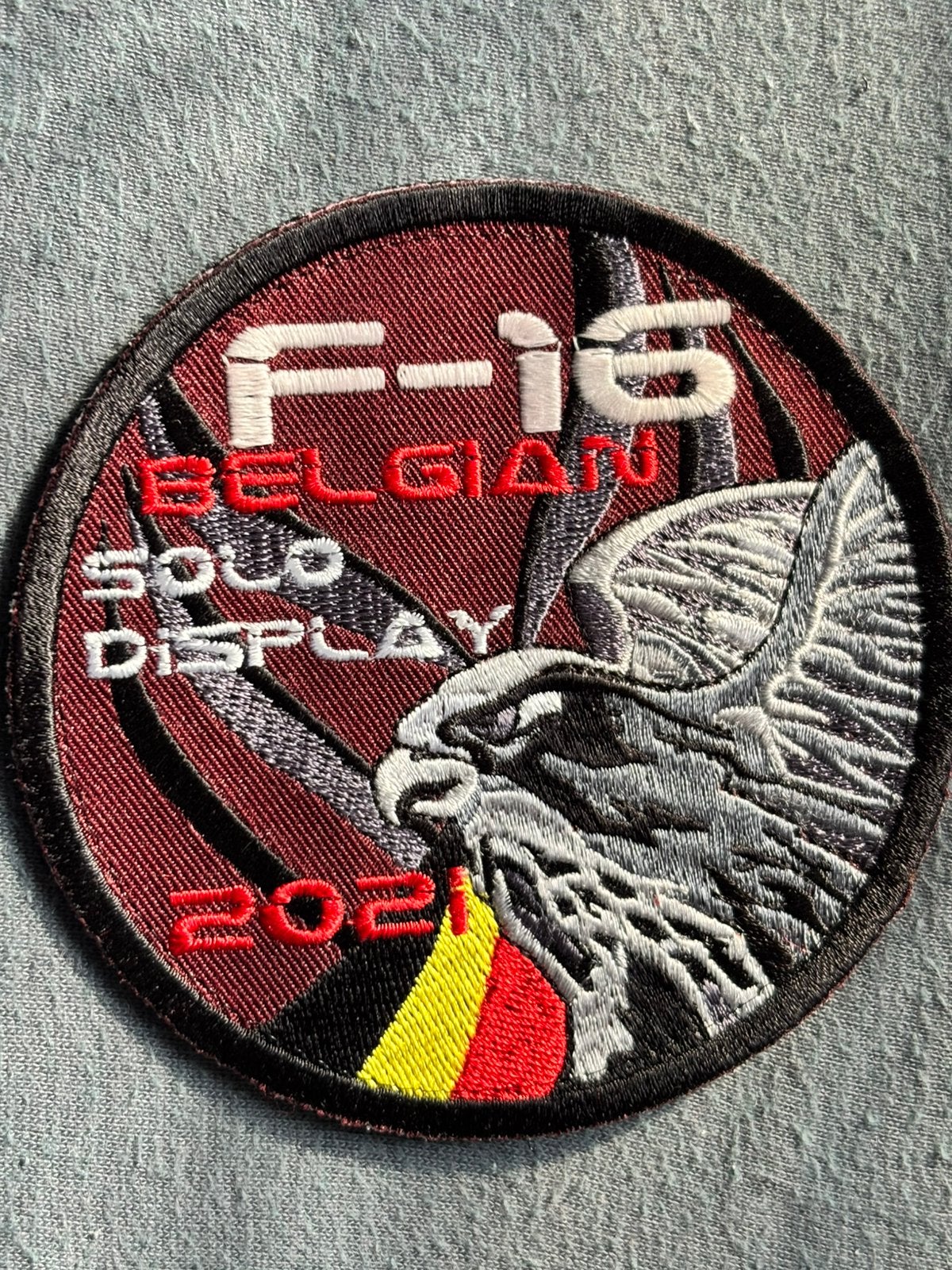 Swirl 2021 F-16 belgian solo display, Verzenden, Luchtmacht, Overige gebieden, Embleem of Badge