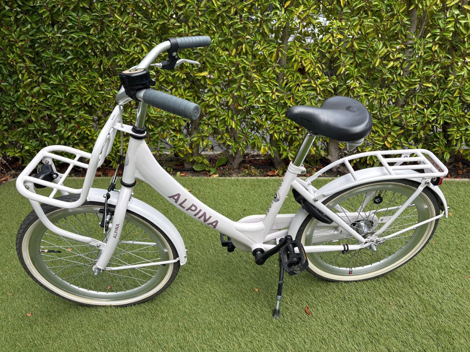Alpina meisjes fiets 20 inch, Fietsen en Brommers, Fietsen | Meisjes, Ophalen, Zo goed als nieuw, 20 inch