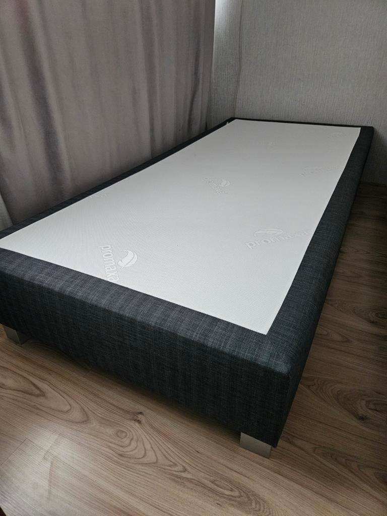 Comfortabele boxspring met matras - Gebruikt, Ophalen, Gebruikt, 90 cm, Eenpersoons