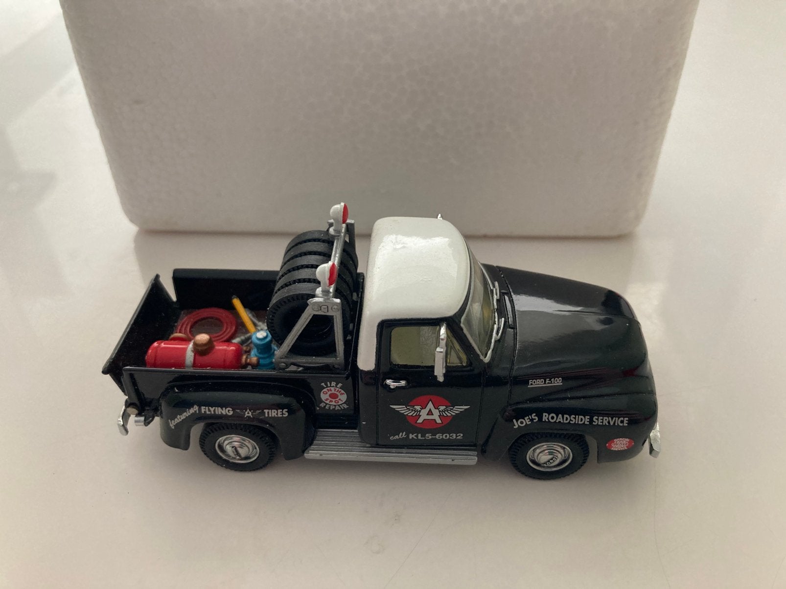 Ford 53 pickup matchbox 1/43, Ophalen of Verzenden, Nieuw, Auto's