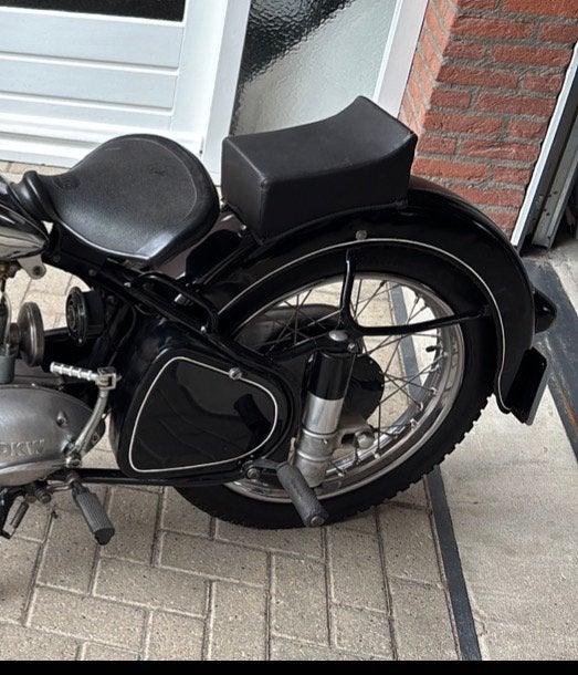 Motorzadel oldtimer, Ophalen of Verzenden, Gebruikt