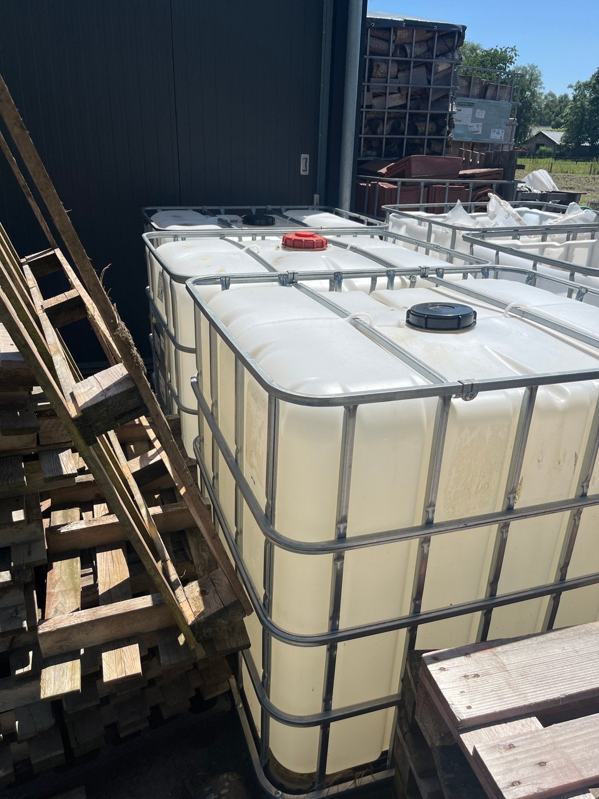 3 lege IBC vaten  kunststof pallet - 1000 liter opslag, Ophalen
