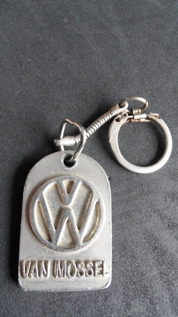 VW Volkswagen automobilia sleutelhanger van Mossel, Verzenden, Gebruikt, Merk