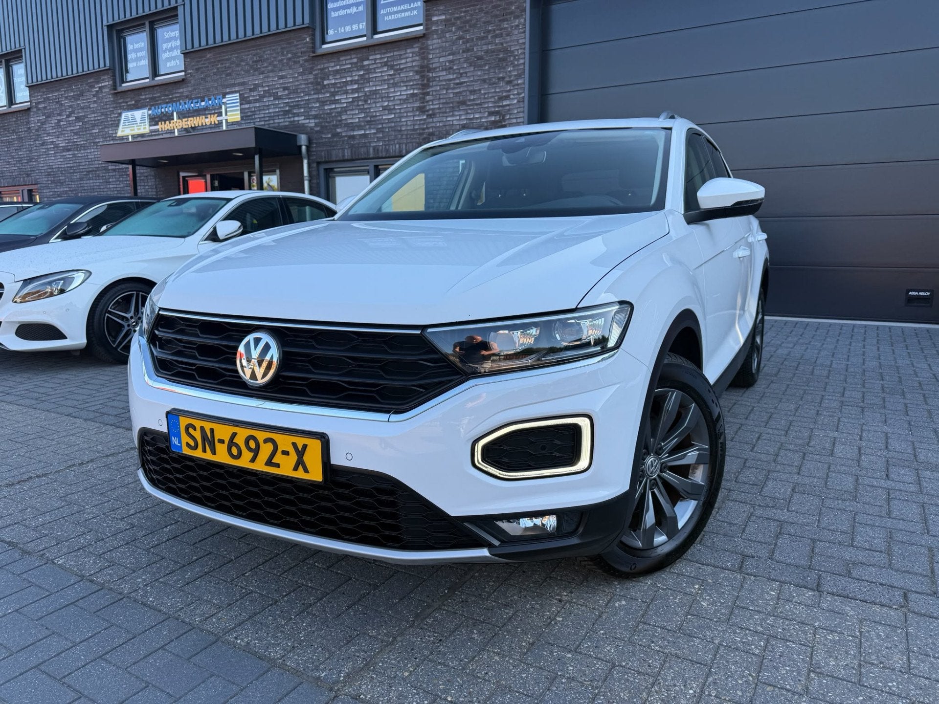 Volkswagen T-Roc 1.0 TSI Style | 1E EGENAAR | 3/6 OF 12MND G, Voorwielaandrijving, Stof, Gebruikt, 116 pk