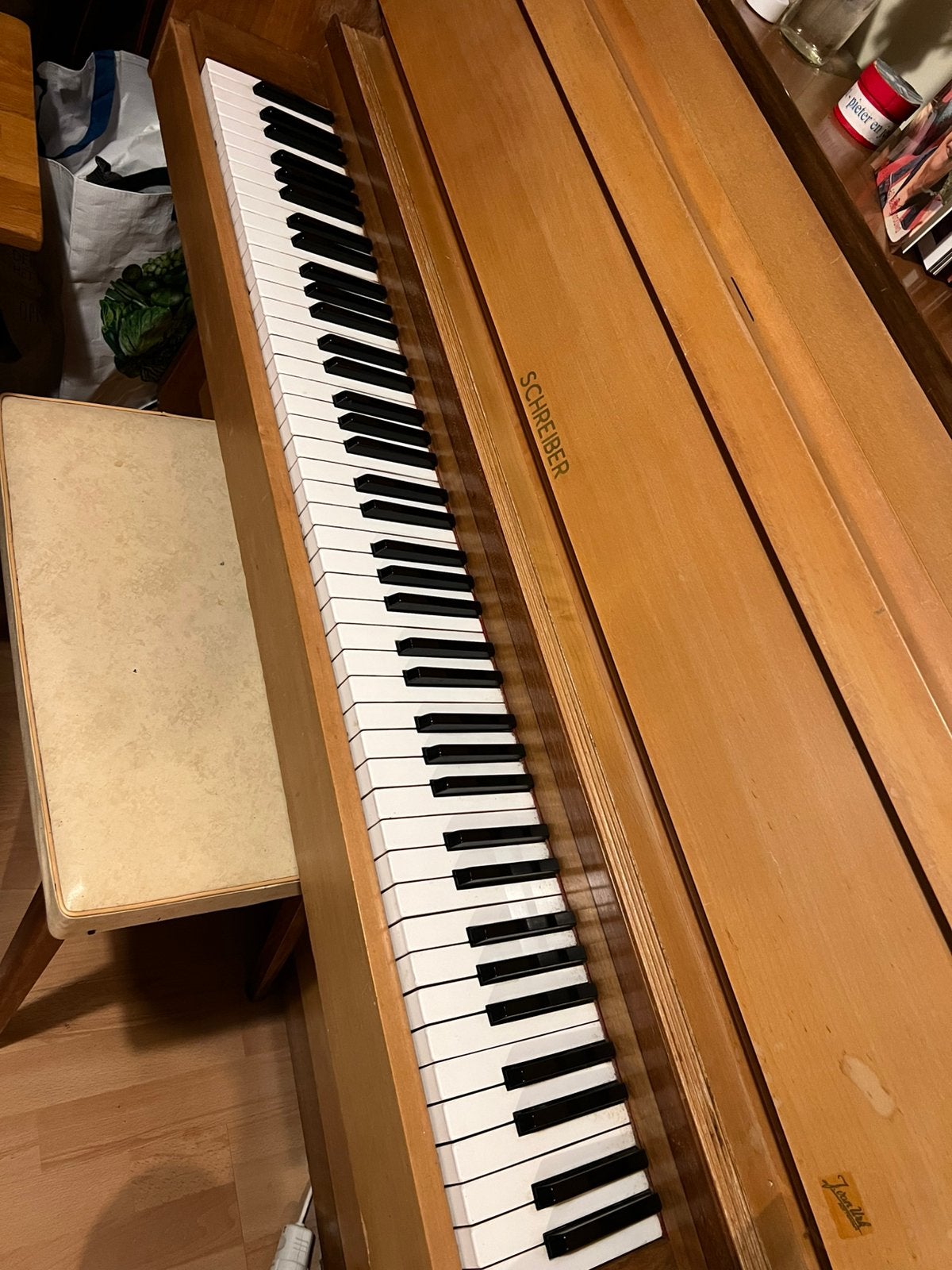 Schreiber piano, gestemd, topklank, staat in Apeldoorn, Ophalen, Gebruikt