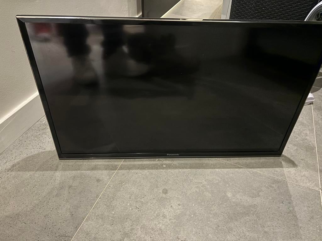 Panasonic tv 32 inch, Ophalen, Zo goed als nieuw, 50 Hz, Panasonic