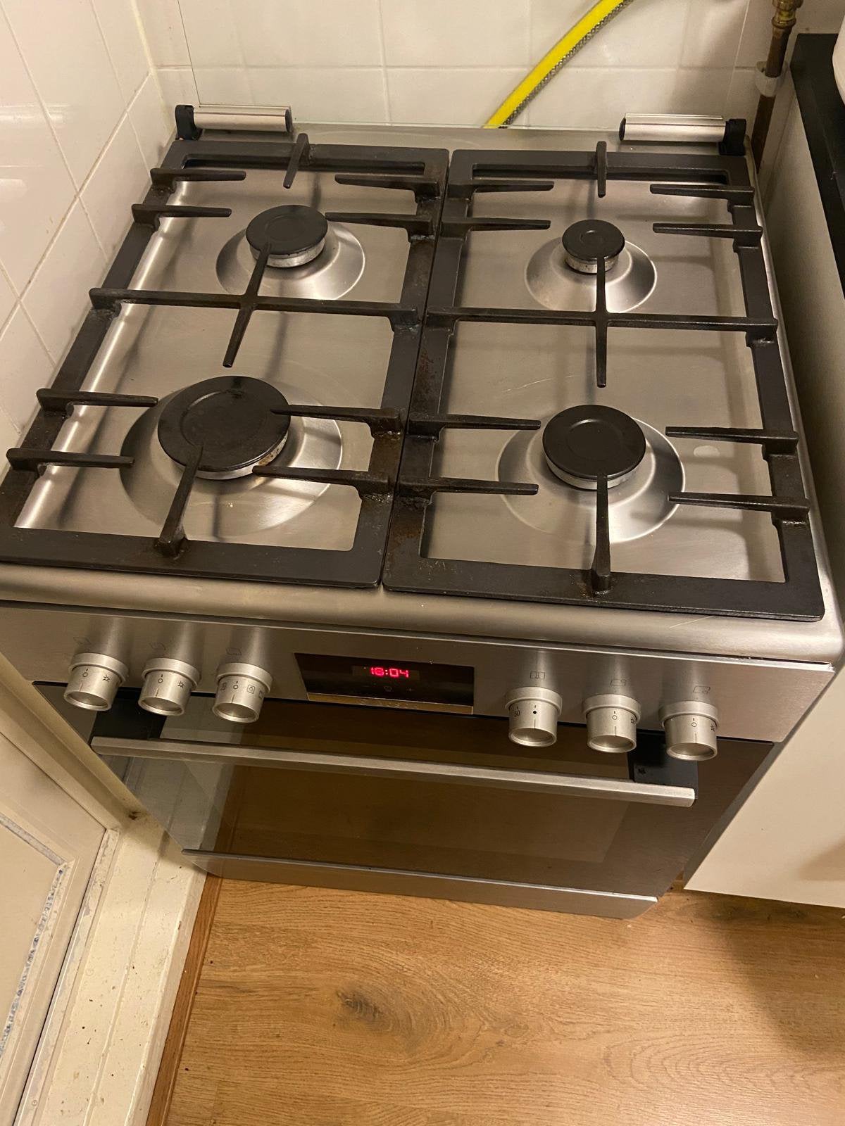 Bosch Serie 4 Freestanding Gas Cooker / Fornuis (60 cm) -, Ophalen, 60 cm of meer, 4 kookzones, Zo goed als nieuw