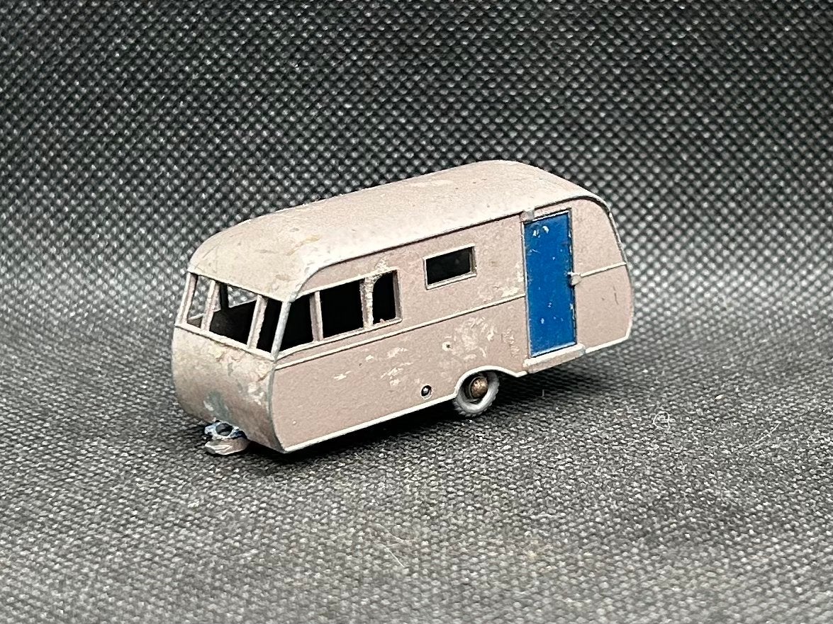 Lesney Matchbox Bluebird Dauphine Caravan 1:64, Hobby en Vrije tijd, Modelauto's | Overige schalen, Verzenden, Zo goed als nieuw