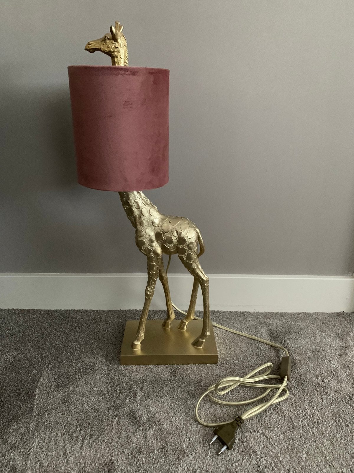 Light&Living giraffe lamp oud roze, Goud, 61 cm, Nieuw, Ophalen of Verzenden