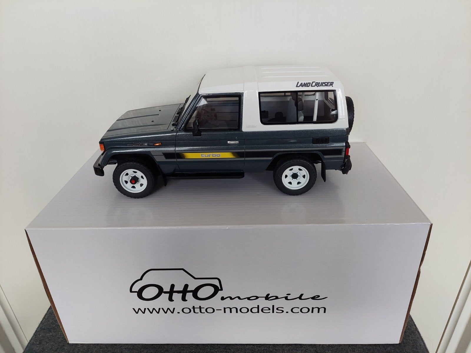 Toyota landcruiser turbo lj73 van ottomobile, Ophalen, Zo goed als nieuw, Auto, OttOMobile