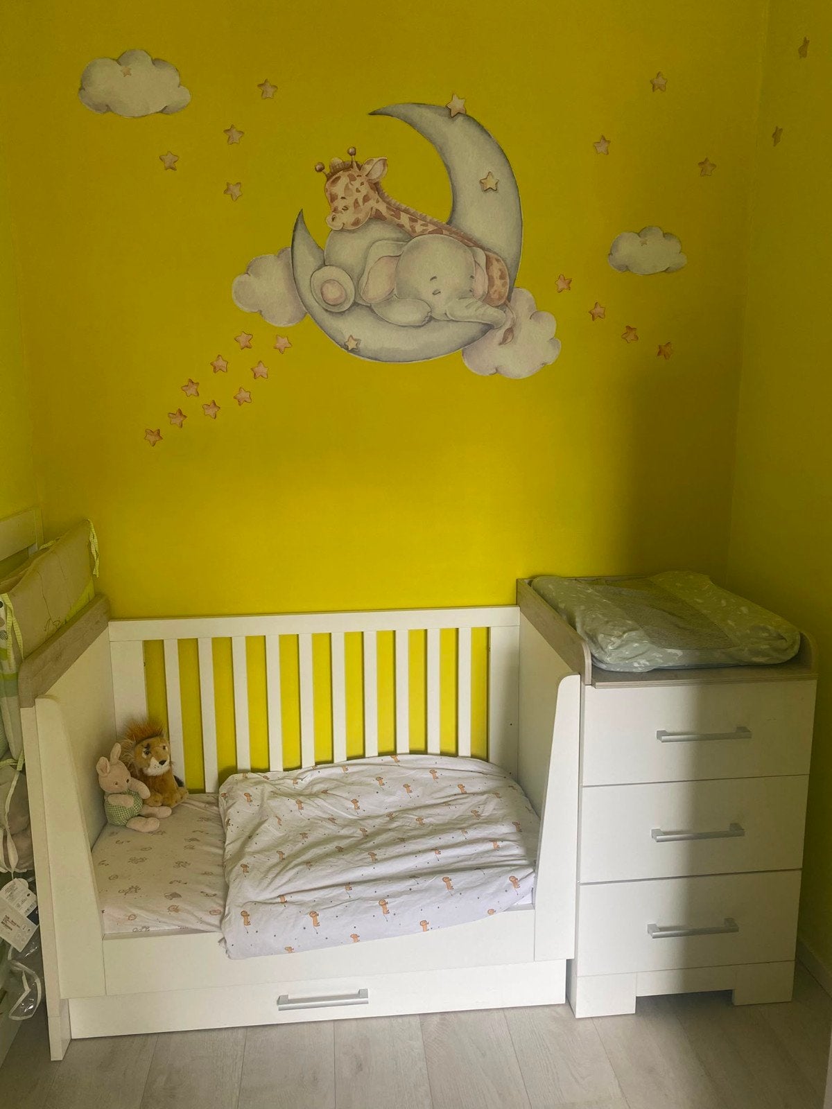 Babybedje met commode en opberglade en matras++, Ophalen, 85 tot 100 cm, Zo goed als nieuw, Matras