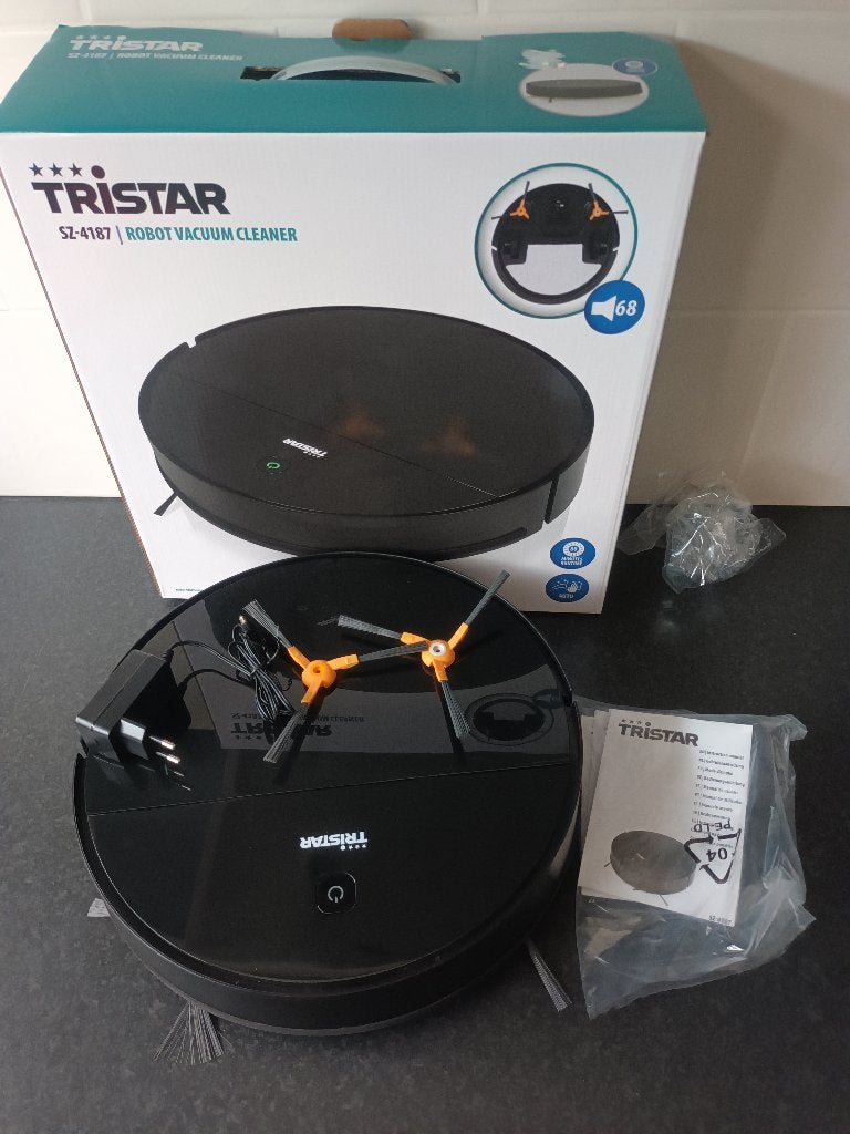 Als nieuw Tristar SZ-4187 Robot Vacuum Cleaner (stofzuiger), Overige merken, Ophalen of Verzenden, Zo goed als nieuw, Reservoir