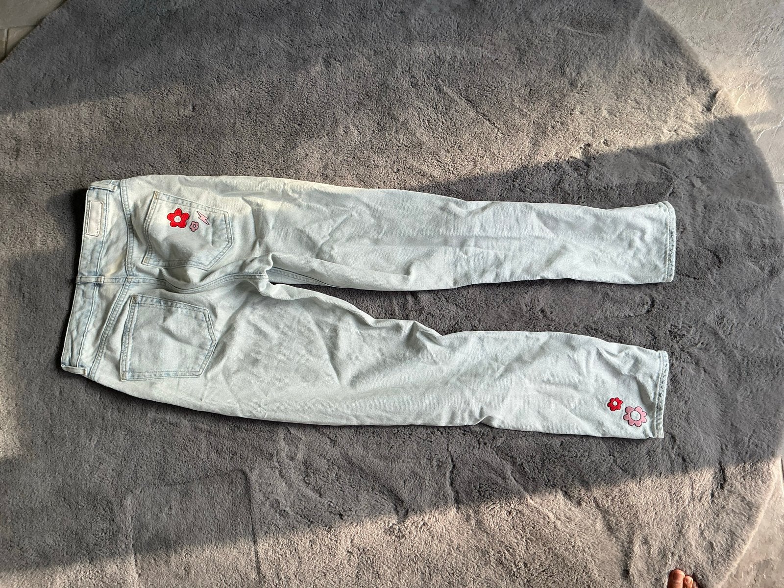 AMY & IVY Jeans W25 met bloemen borduursels, Ophalen of Verzenden, Zo goed als nieuw, Blauw, W27 (confectie 34) of kleiner