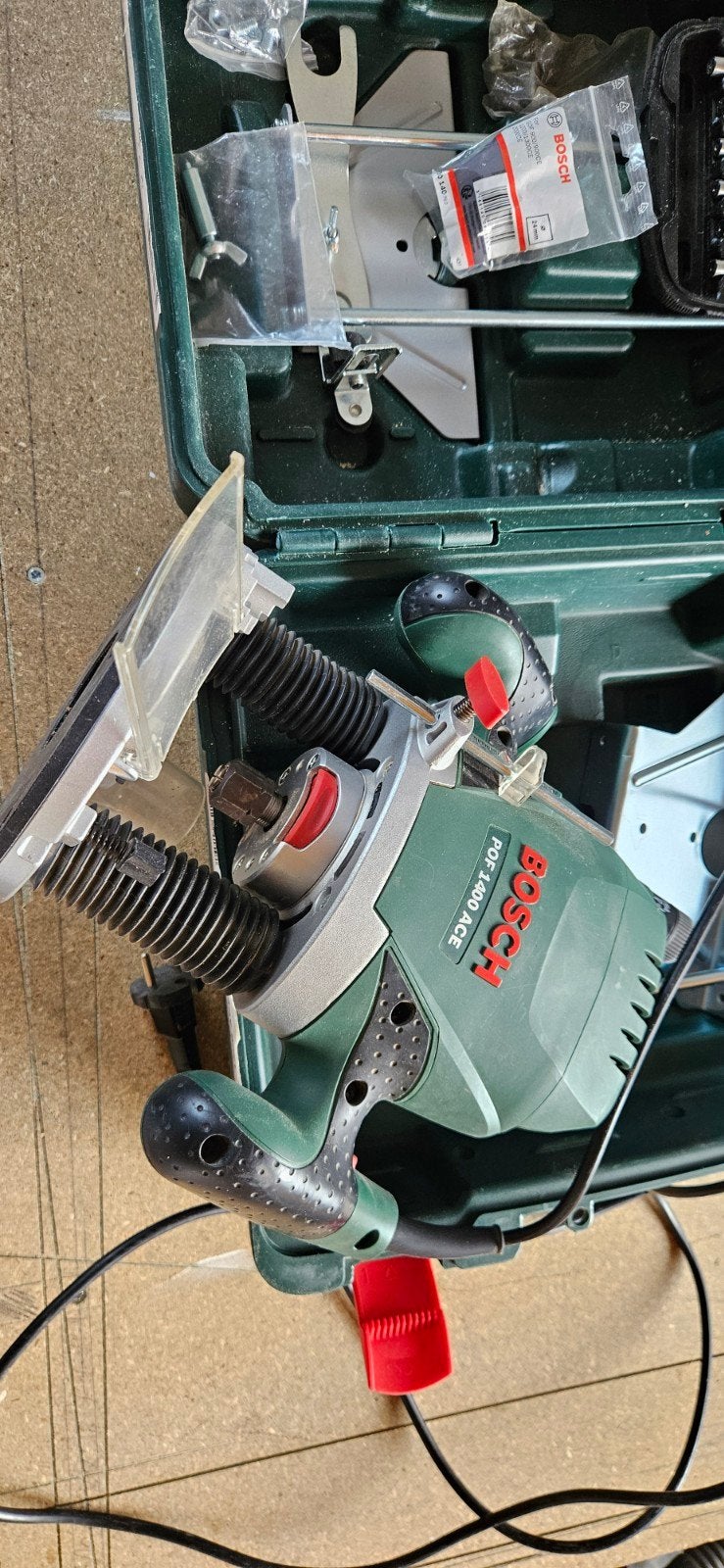 Bosch Bovenfrees POF 1400 ACE met accessoires, Gebruikt, Ophalen of Verzenden, Bovenfrees, Bosch