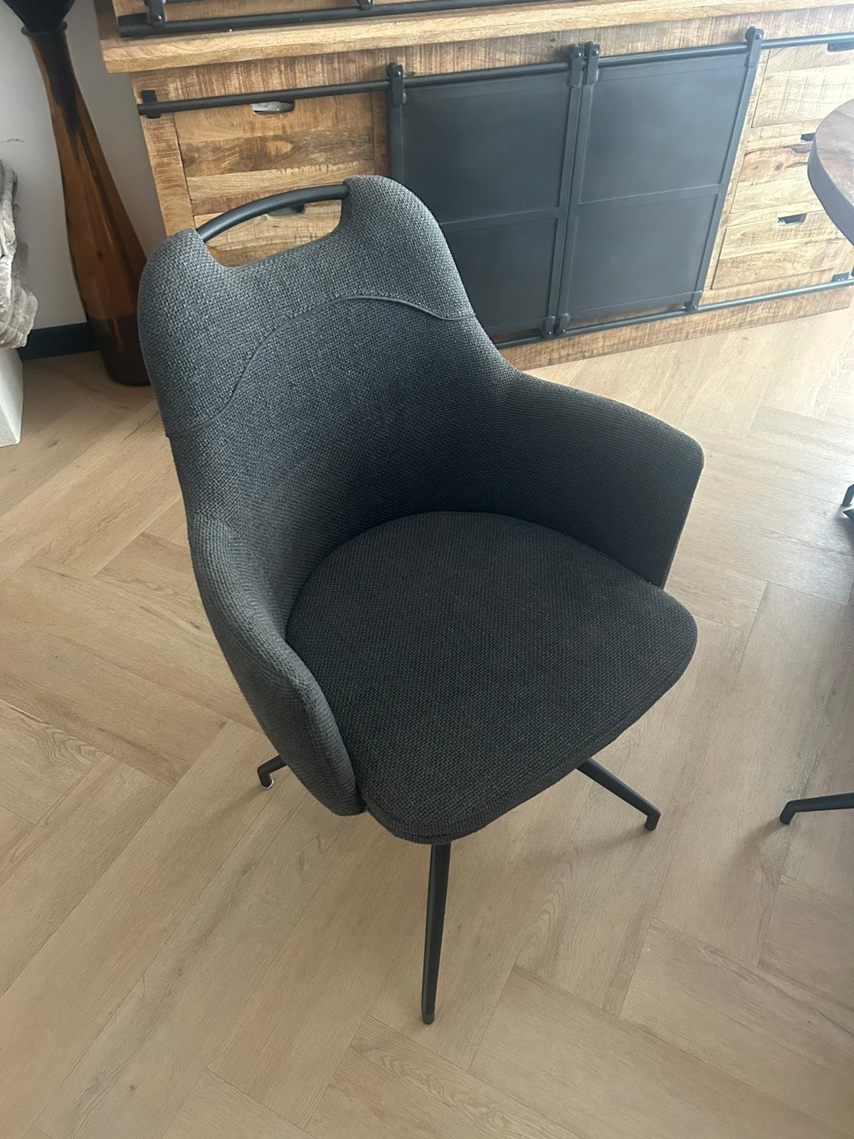 Mooie grijze stoelen, Ophalen, Zo goed als nieuw, Vijf, Zes of meer stoelen, Stof