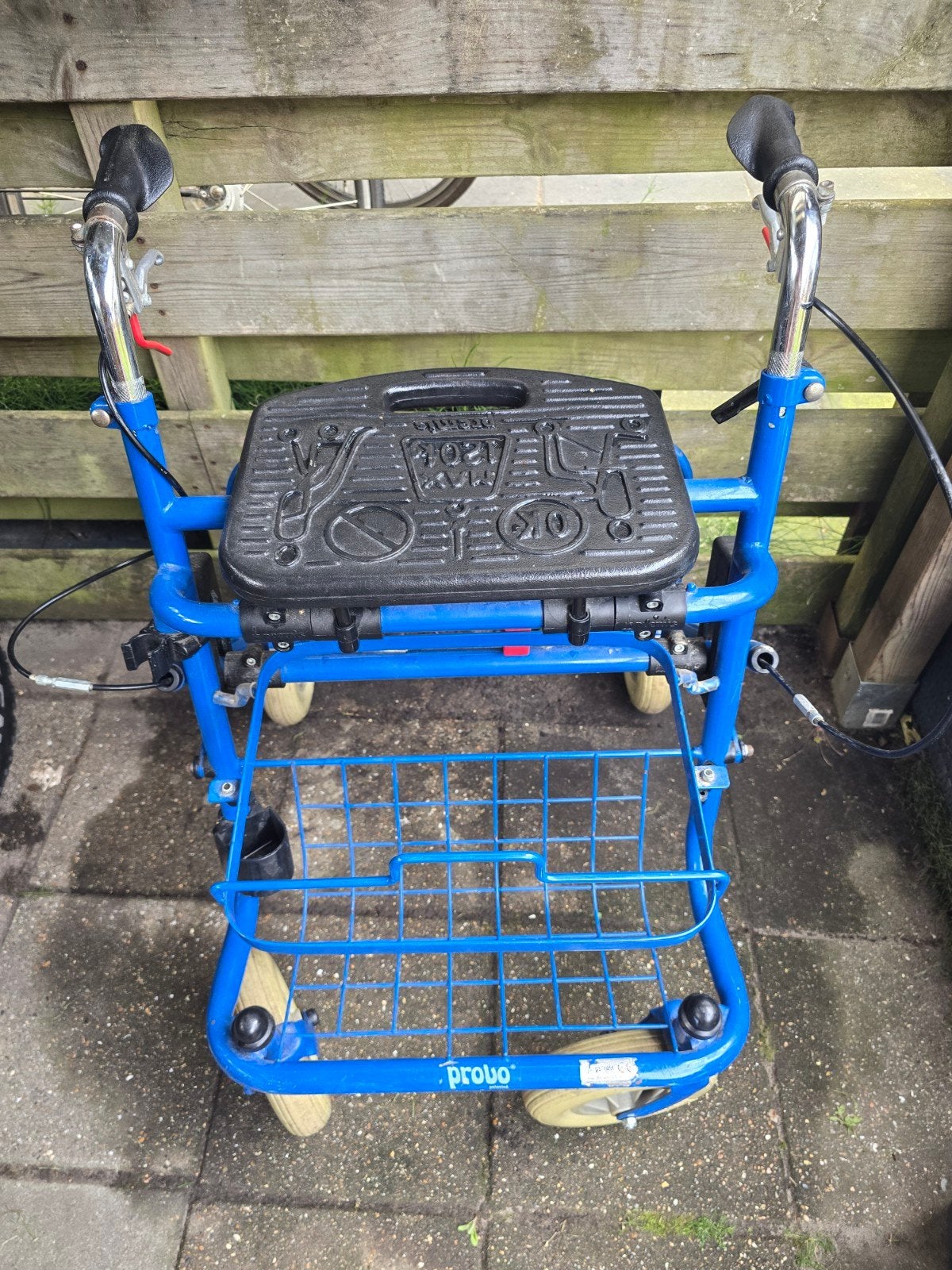 Nette rollator, Ophalen of Verzenden, Gebruikt