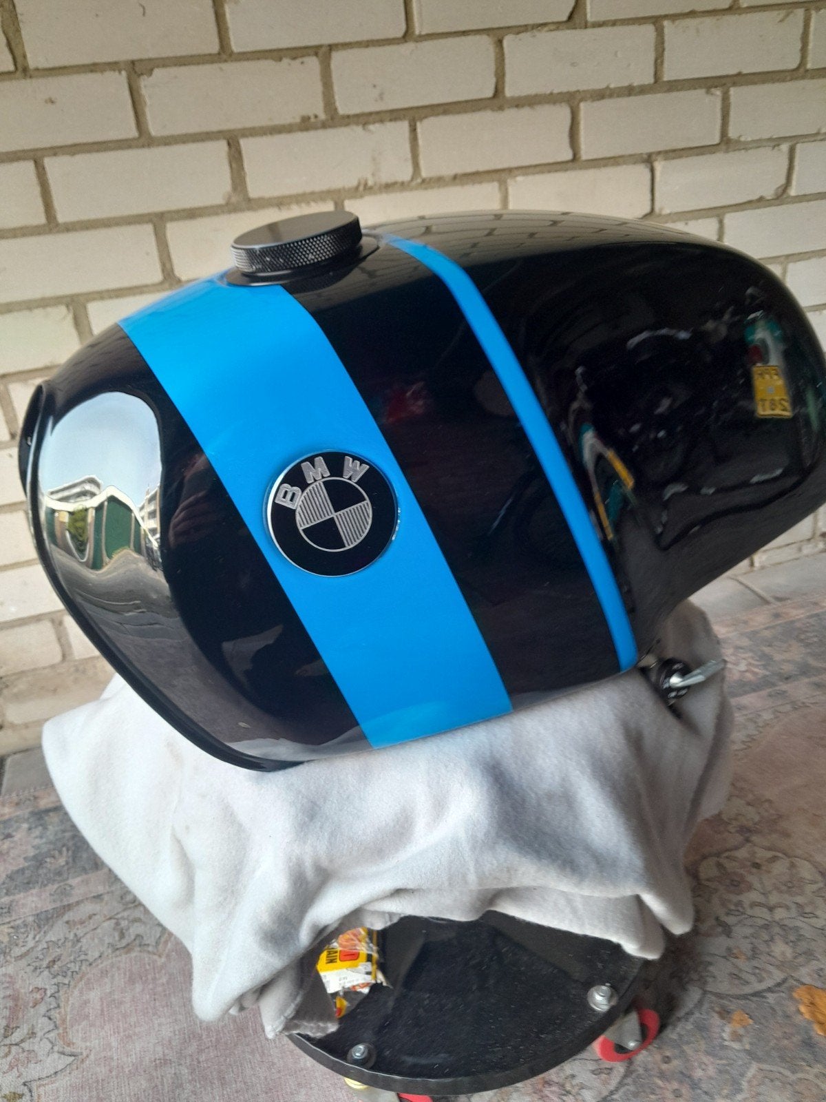 Benzinetank  BMW, Ophalen