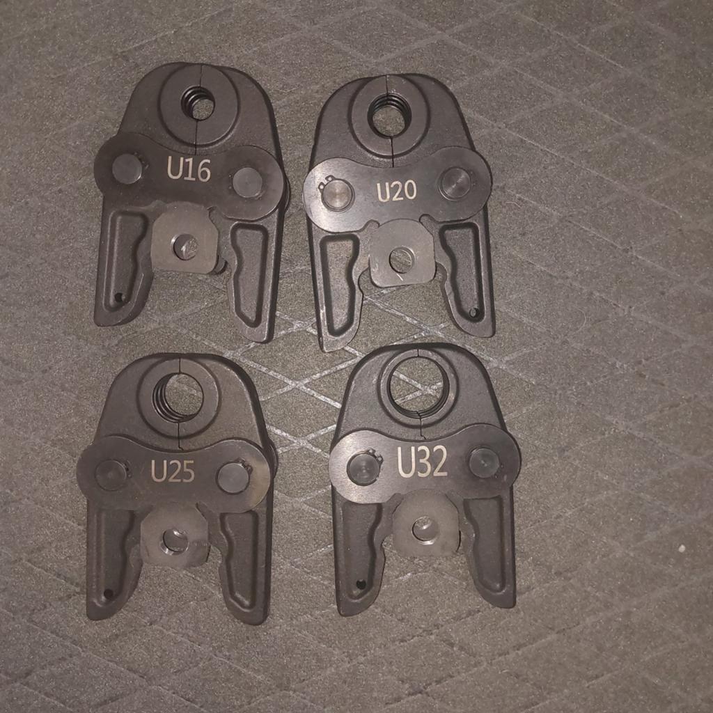 Persbek uponor, Doe-het-zelf en Verbouw, Gereedschap | Machine-onderdelen en Toebehoren, Nieuw, Ophalen of Verzenden