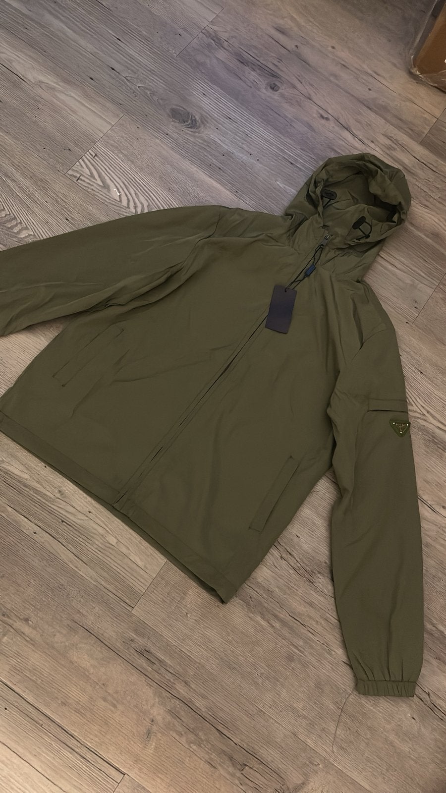 Prada Windbreaker – Olijfgroen | Maat S/M, Ophalen of Verzenden, Nieuw, Groen