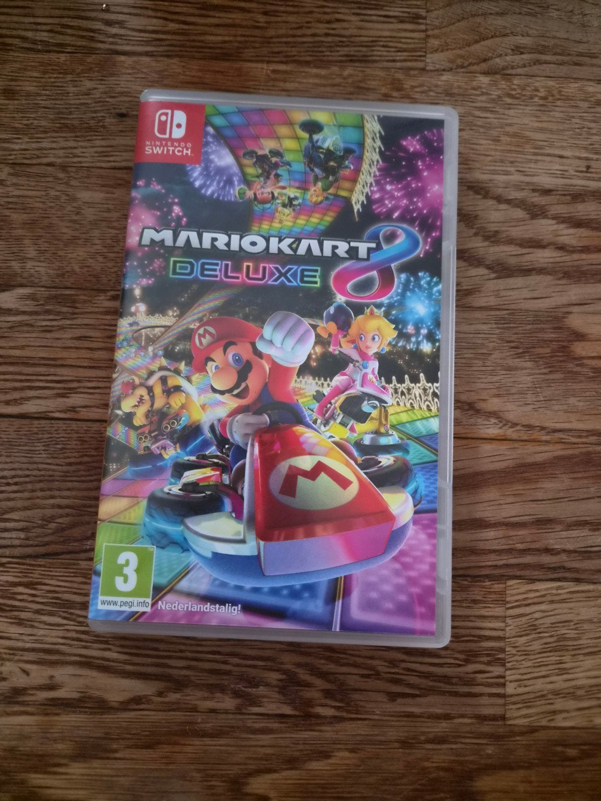 Mario Kart 8 Deluxe - Nintendo Switch, Spelcomputers en Games, Games | Nintendo Switch, Ophalen, Racen en Vliegen, Zo goed als nieuw