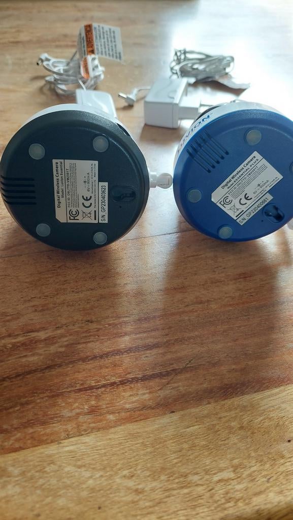 2 Luvion Essential Plus camera's (zonder scherm), Ophalen of Verzenden, Gebruikt, 100 tot 250 meter, Camera