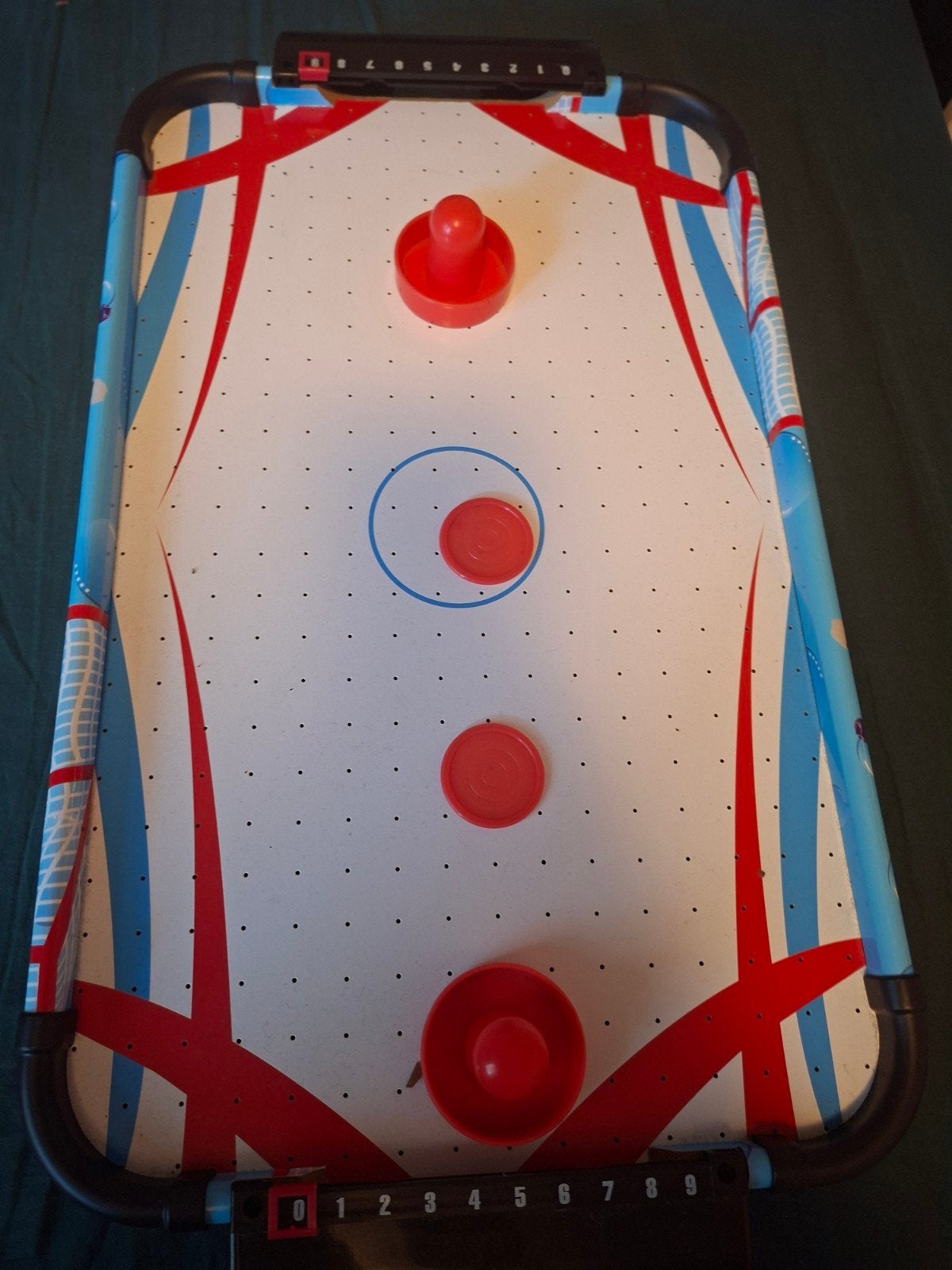 Airhockey game, Ophalen