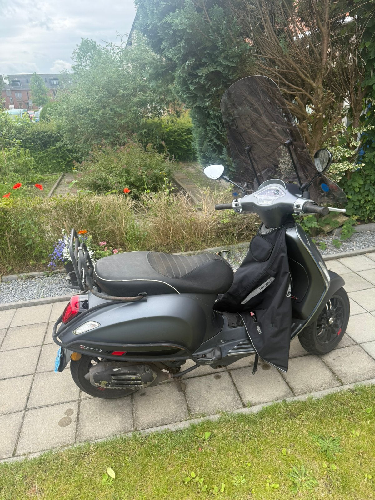 Vespa Sprint uit 2018, Fietsen en Brommers, Ophalen, Gebruikt, Benzine, Vespa