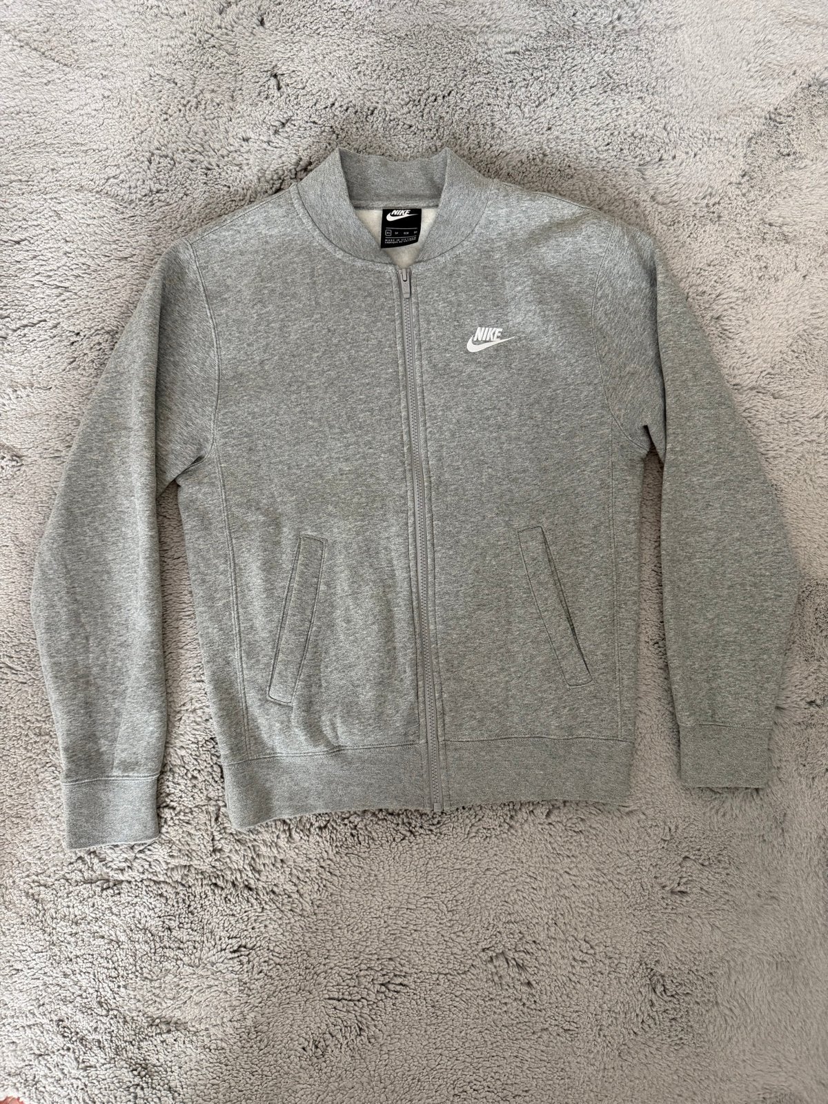 Nike Zip-up Grijs Cardigan Maat XS - Ongebruikt, Ophalen of Verzenden, Nieuw, Maat 46 (S) of kleiner, Grijs