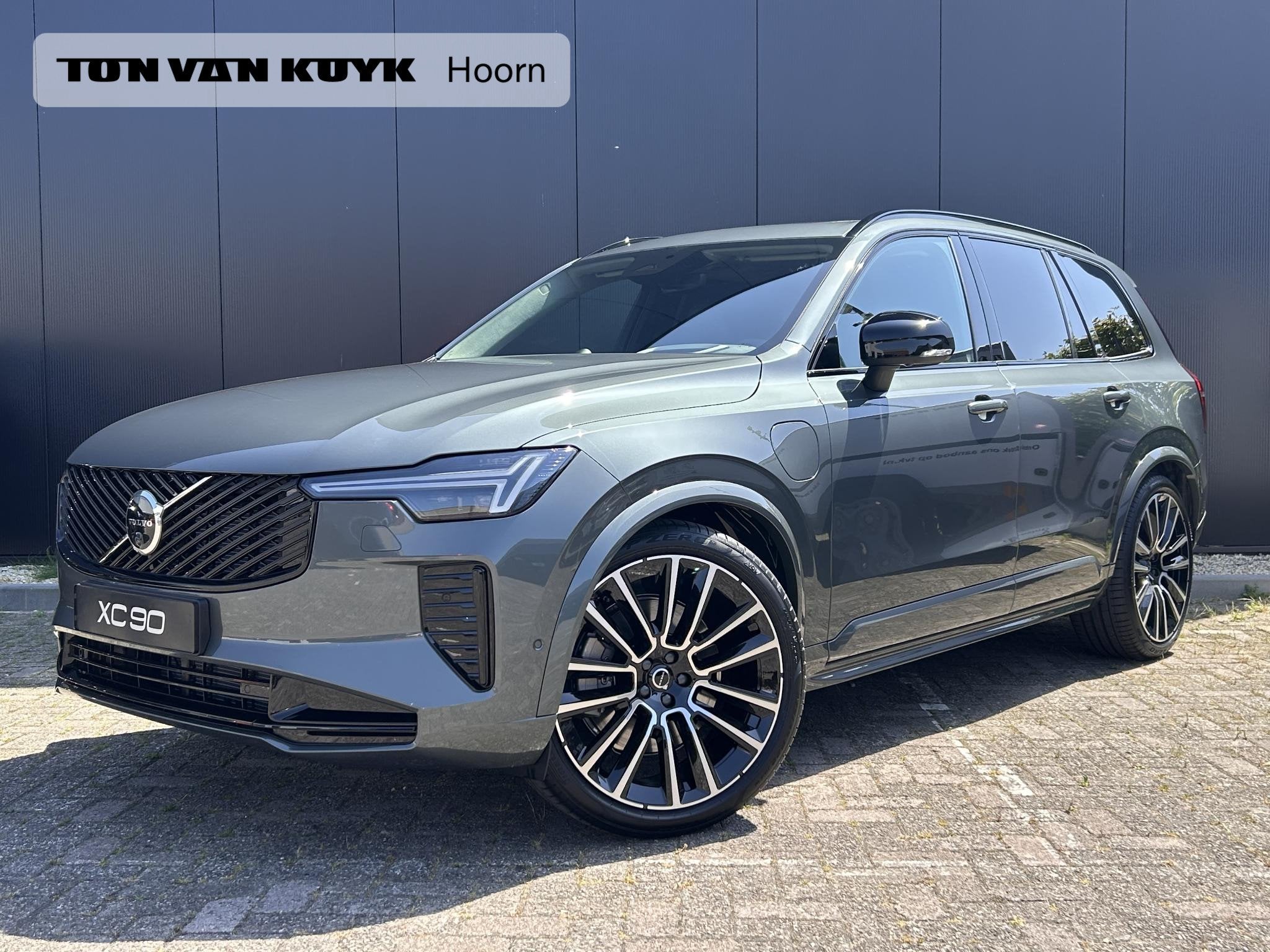 Volvo XC90 2.0 T8 Plug-in hybrid AWD Ultra Dark Exec. Ed. lu