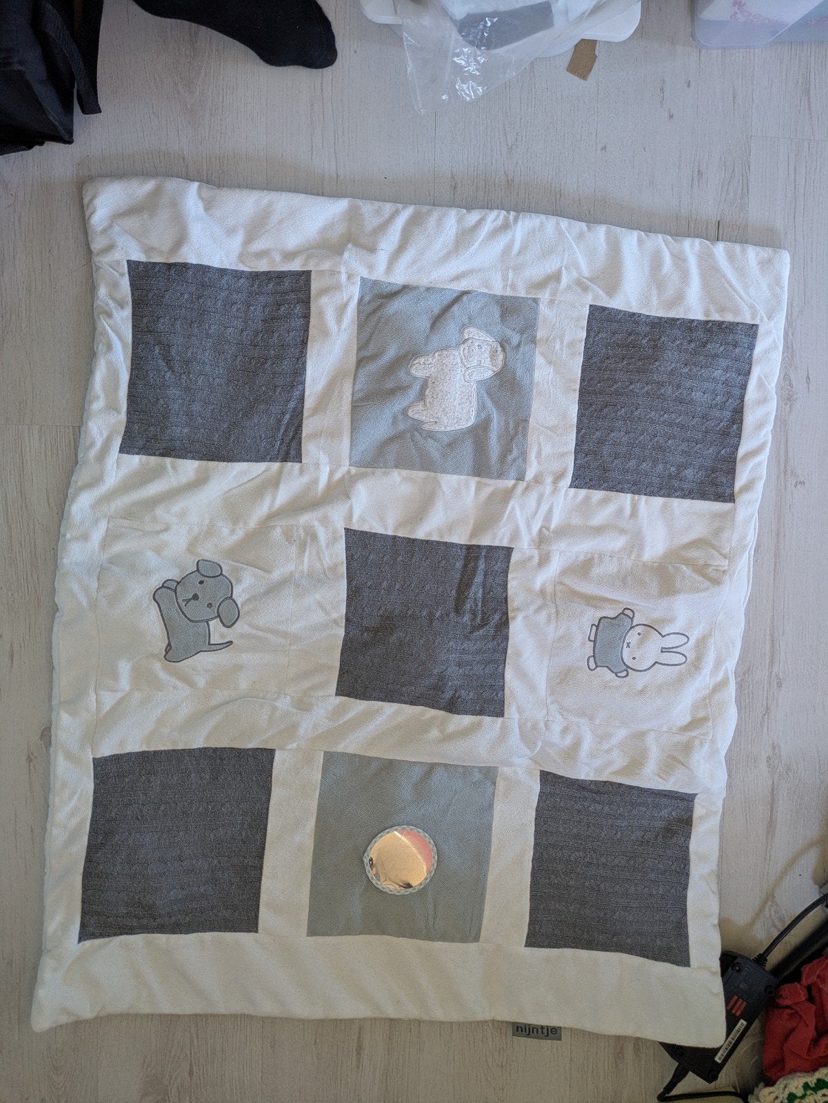 Nijntje Boxkleed, Ophalen, Boxkleed