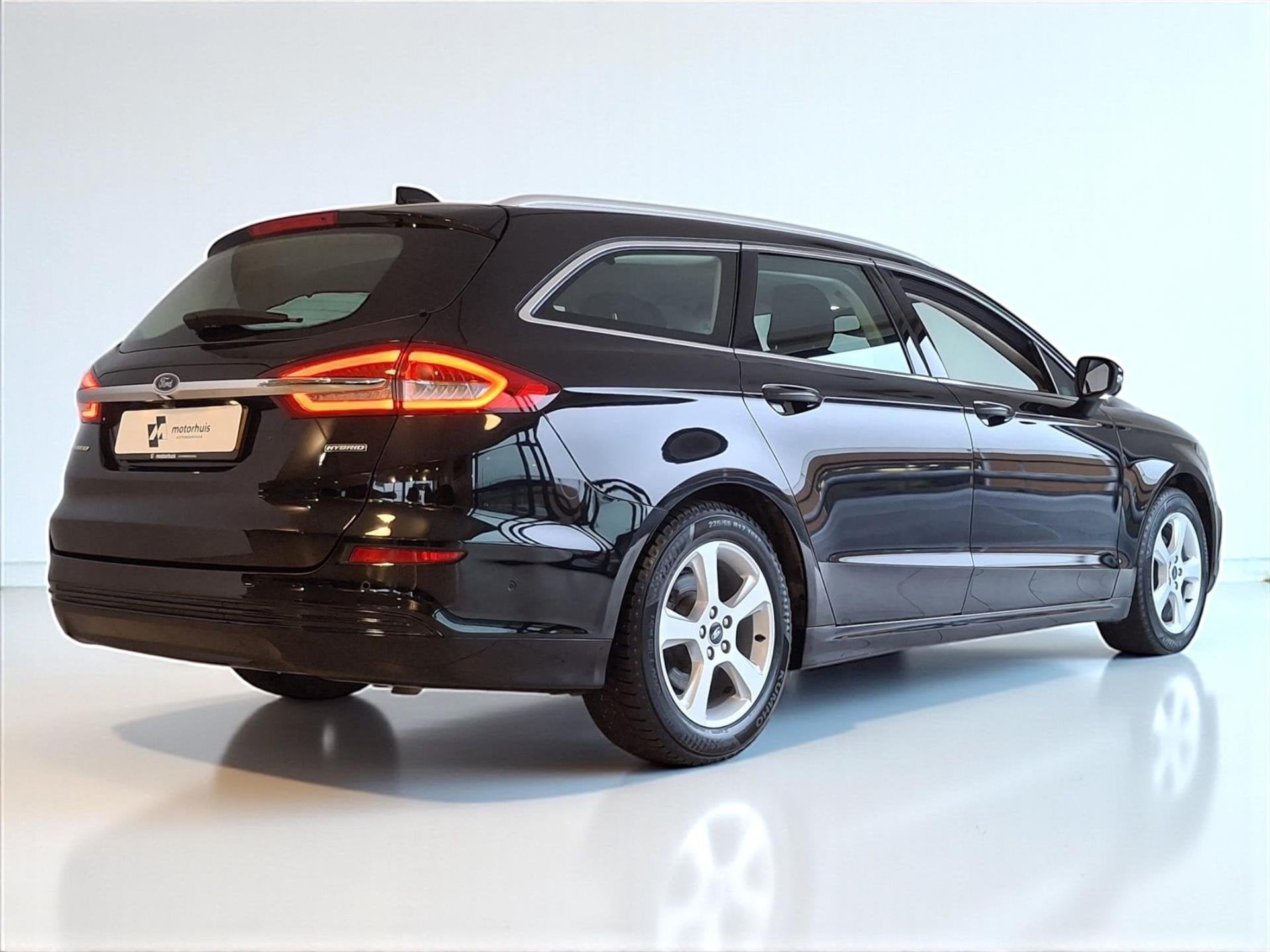 Ford Mondeo Wagon 2.0 HEV 187pk Titanium AUTOMAAT NAVI LED C, Auto's, 188 pk, Mondeo, Overige brandstoffen, Zwart