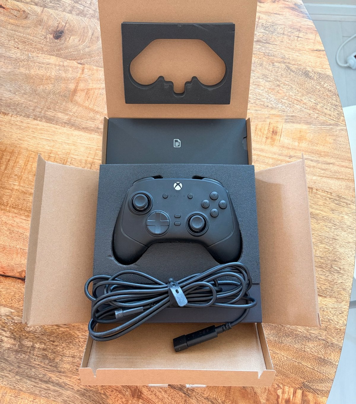 Razer Wolverine V3 TE Controller voor Xbox & PC, Spelcomputers en Games, Spelcomputers | Xbox | Accessoires, Ophalen, Zo goed als nieuw