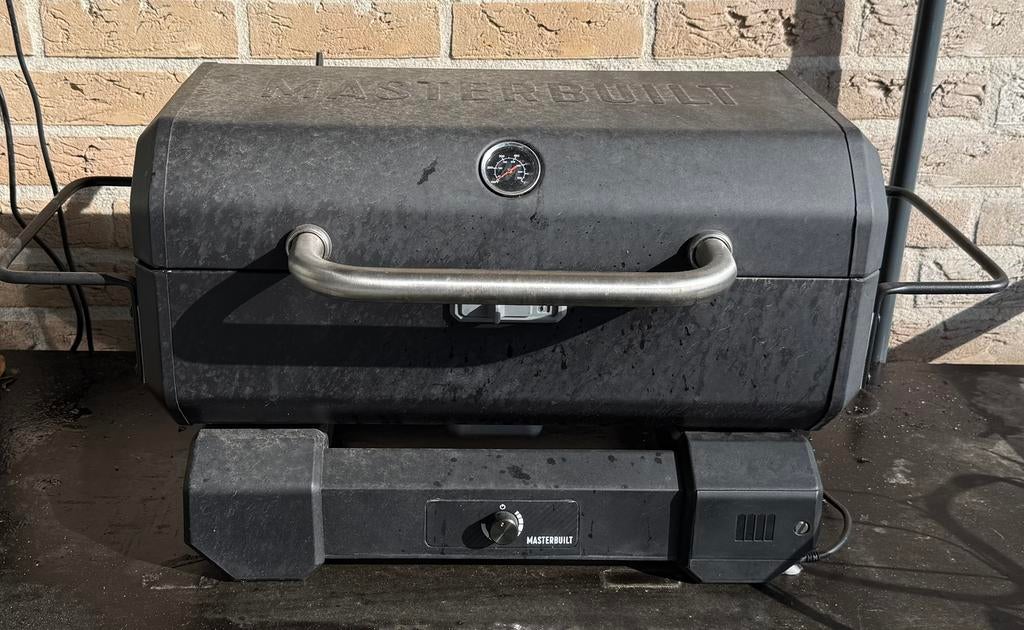 Masterbuilt Portable Charcoal Grill, Tuin en Terras, Houtskoolbarbecues, Gebruikt, Ophalen