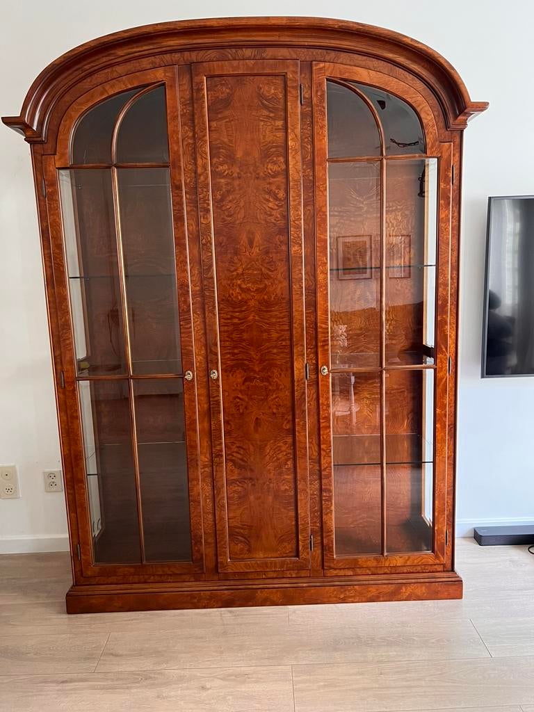 Grote kast (merk Giemme made in Italy), Ophalen, Zo goed als nieuw, 25 tot 50 cm, 150 tot 200 cm