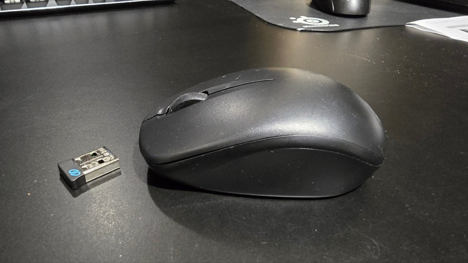 Dell draadloze muis, Computers en Software, Muizen, Ophalen of Verzenden, Zo goed als nieuw