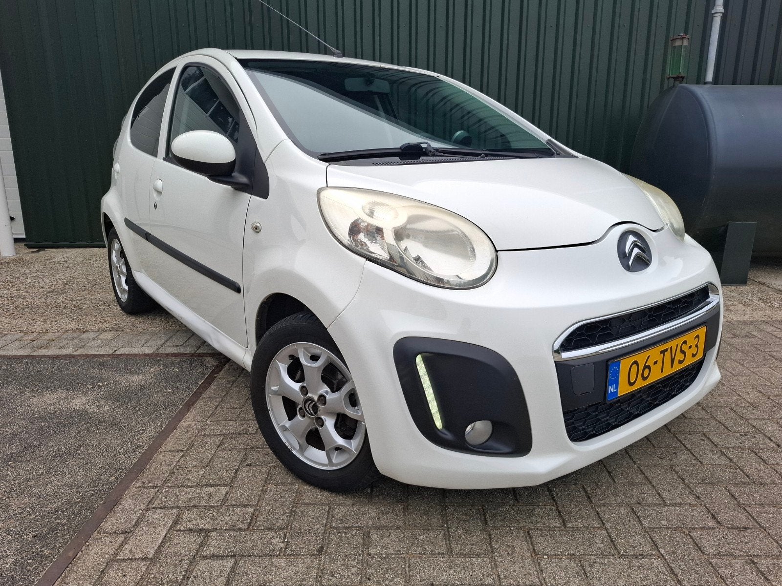 Citroën C1 1.0i 68PK 5D 2012 Wit Airco Lichtmetalen Velgen, Auto's, Voorwielaandrijving, Stof, Zwart, 4 stoelen