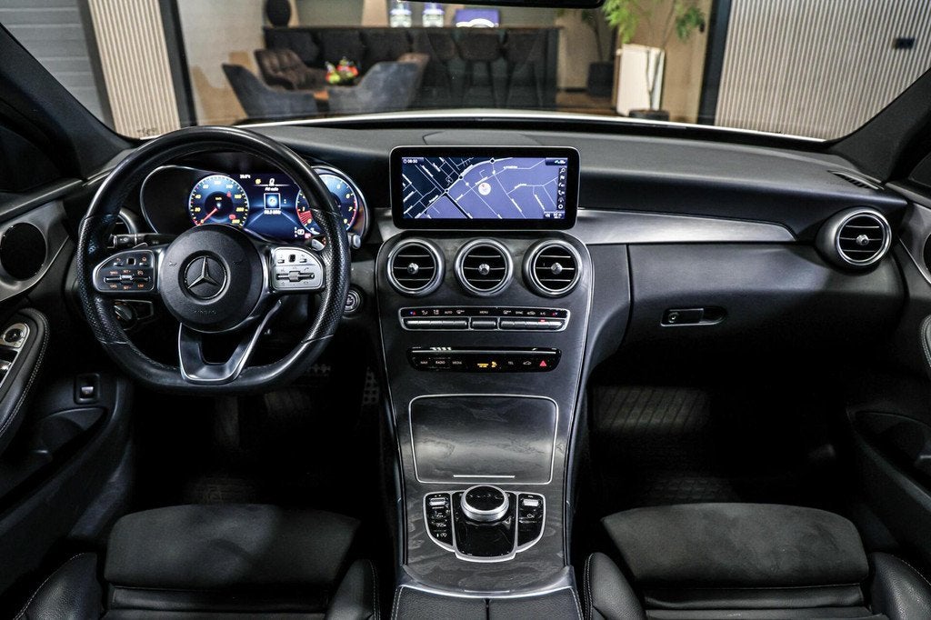 Mercedes C-klasse 180 Business Solution AMG|Pano|Camera|Nigh, Automaat, Met garantie (alle), Automatische klimaatregeling, Wit