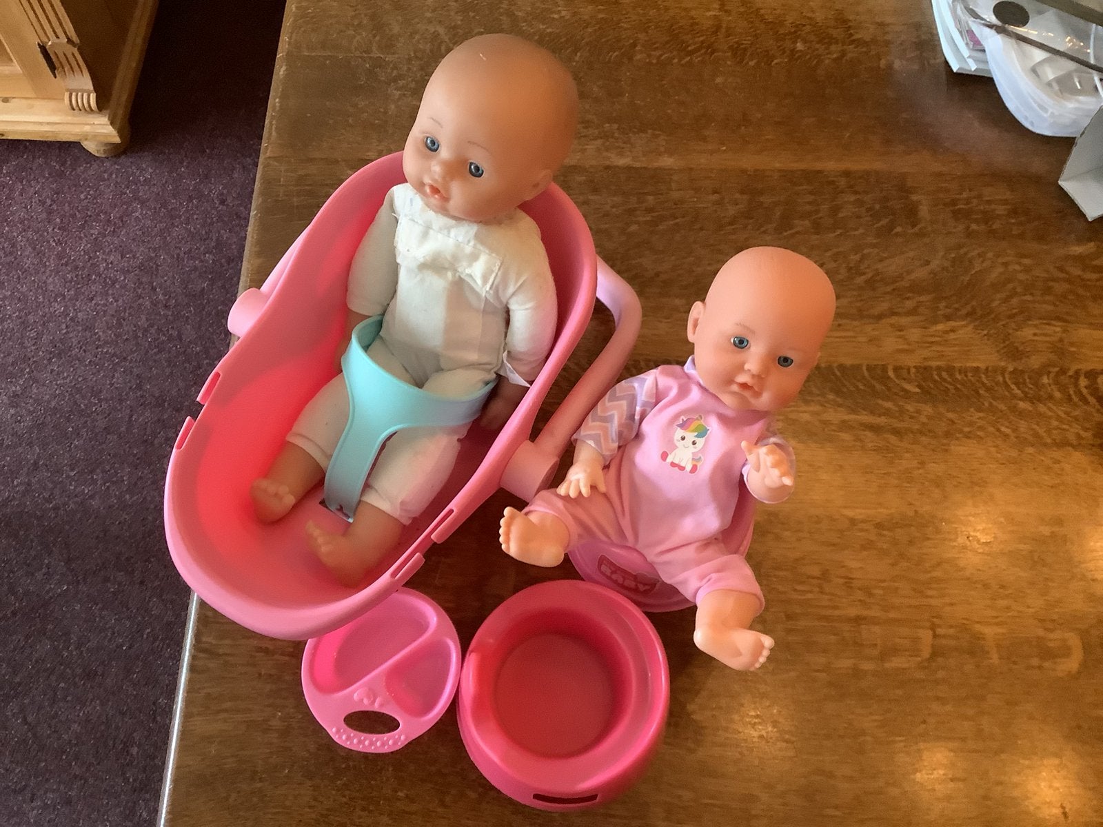 2 Poppen met Assessoires, Ophalen, Zo goed als nieuw, Babypop