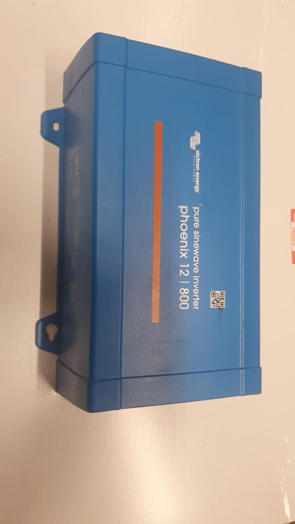 Victron Energy Phoenix 12|800 Pure Sinewave Omvormer, Ophalen, Zo goed als nieuw