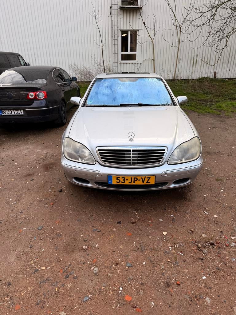 Mercedes-Benz S-Klasse 4.3 S430 AUT 2002 Grijs, Auto's, Mercedes-Benz, Automaat, Achterwielaandrijving, 8 cilinders, Origineel Nederlands