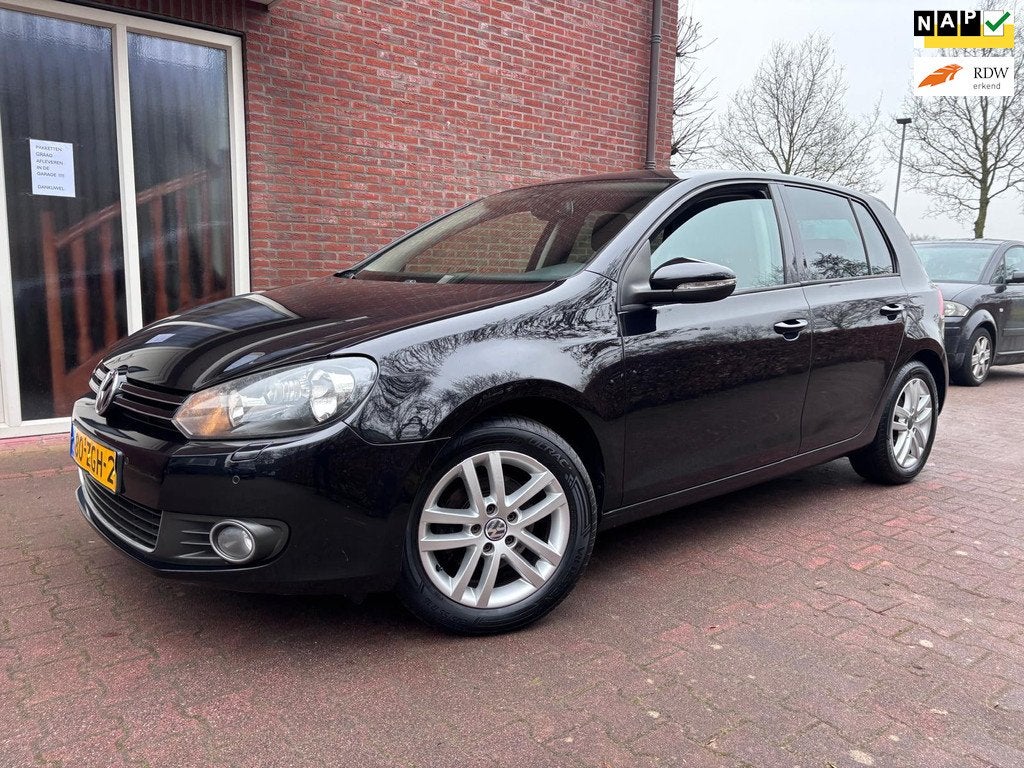 Volkswagen Golf 1.2 TSI Highline BlueMotion, Voorwielaandrijving, Euro 5, Gebruikt, Zwart