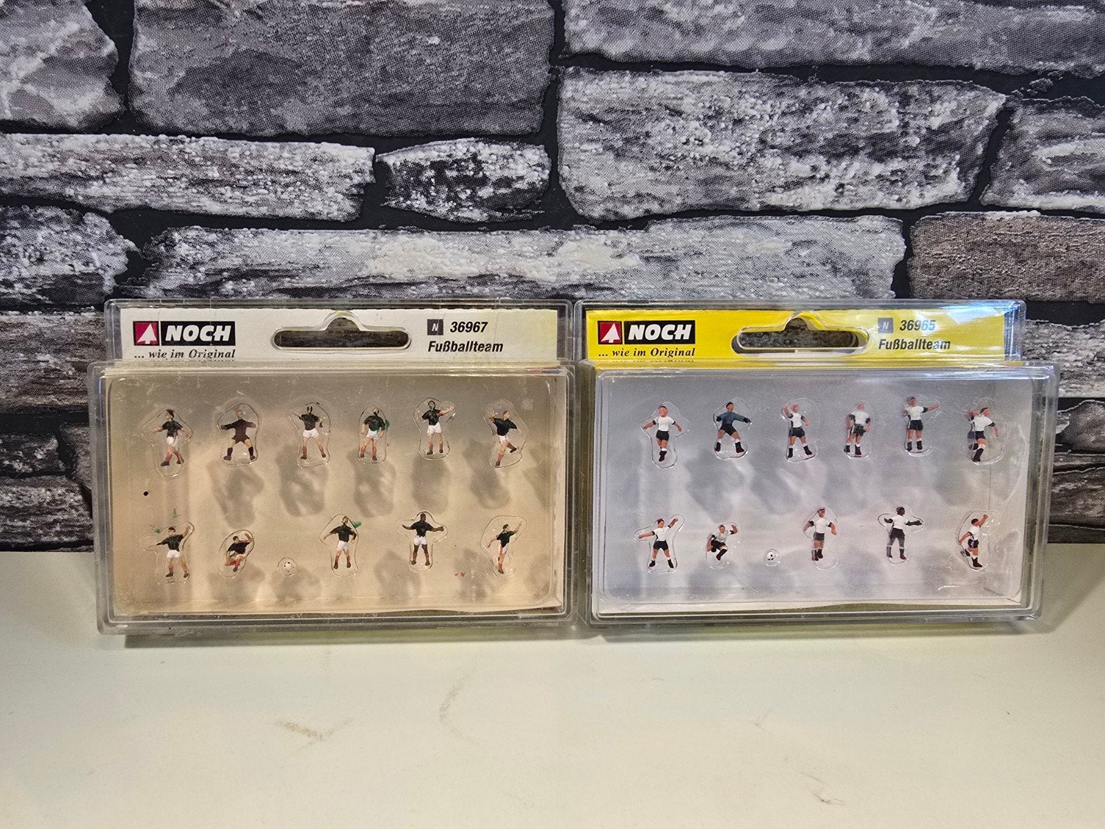 Noch voetbalelftal voetballers N spoor modeltrein 1:160, Hobby en Vrije tijd, Modeltreinen | N-Spoor, Overige merken, Gelijkstroom of Wisselstroom