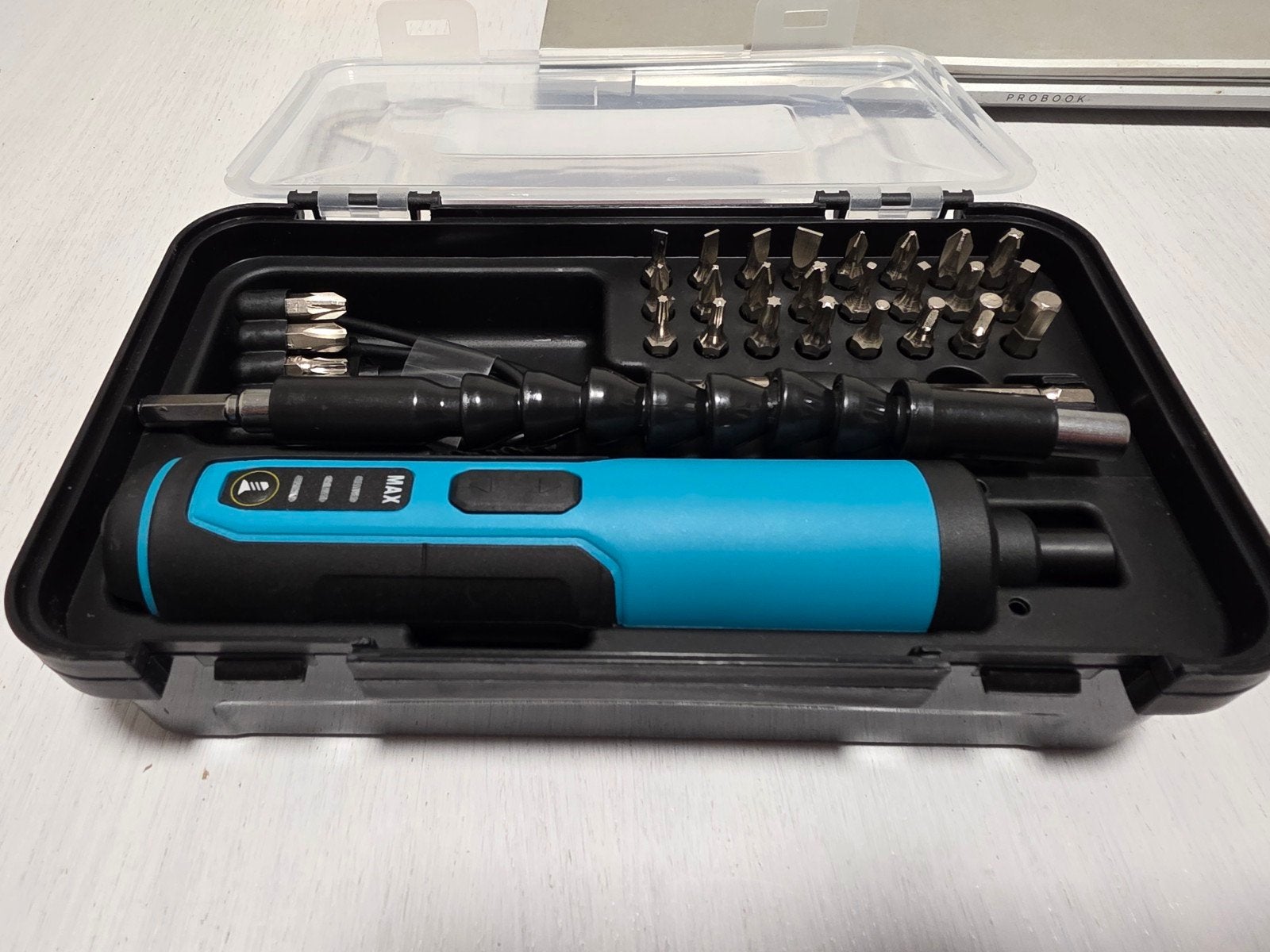 Elektrische schroevendraaier set met bits en flexibele as, Ophalen of Verzenden, Nieuw, Schroevendraaier, Overige merken