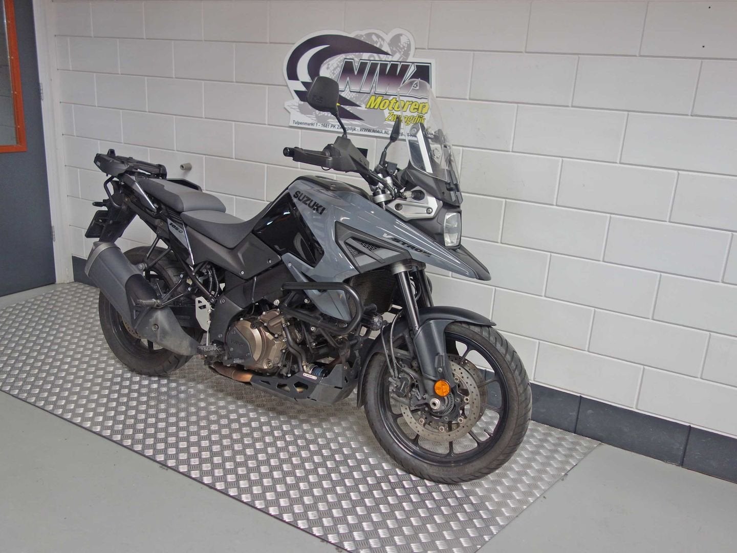SUZUKI V-STROM 1050, Motoren, Motoren | Suzuki, Motorrijbewijs A, Bedrijf, Onbekend, Meer dan 35 kW
